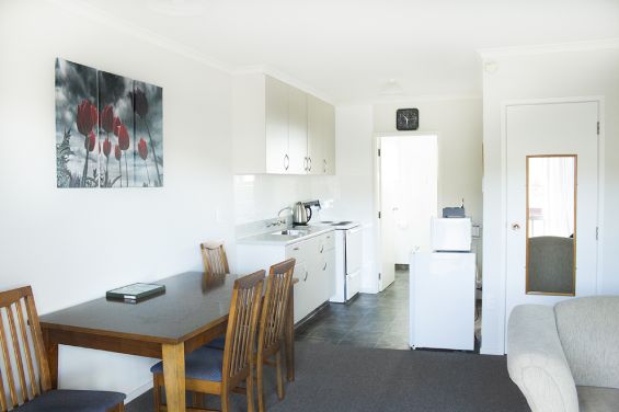 Executive Suite kitchen